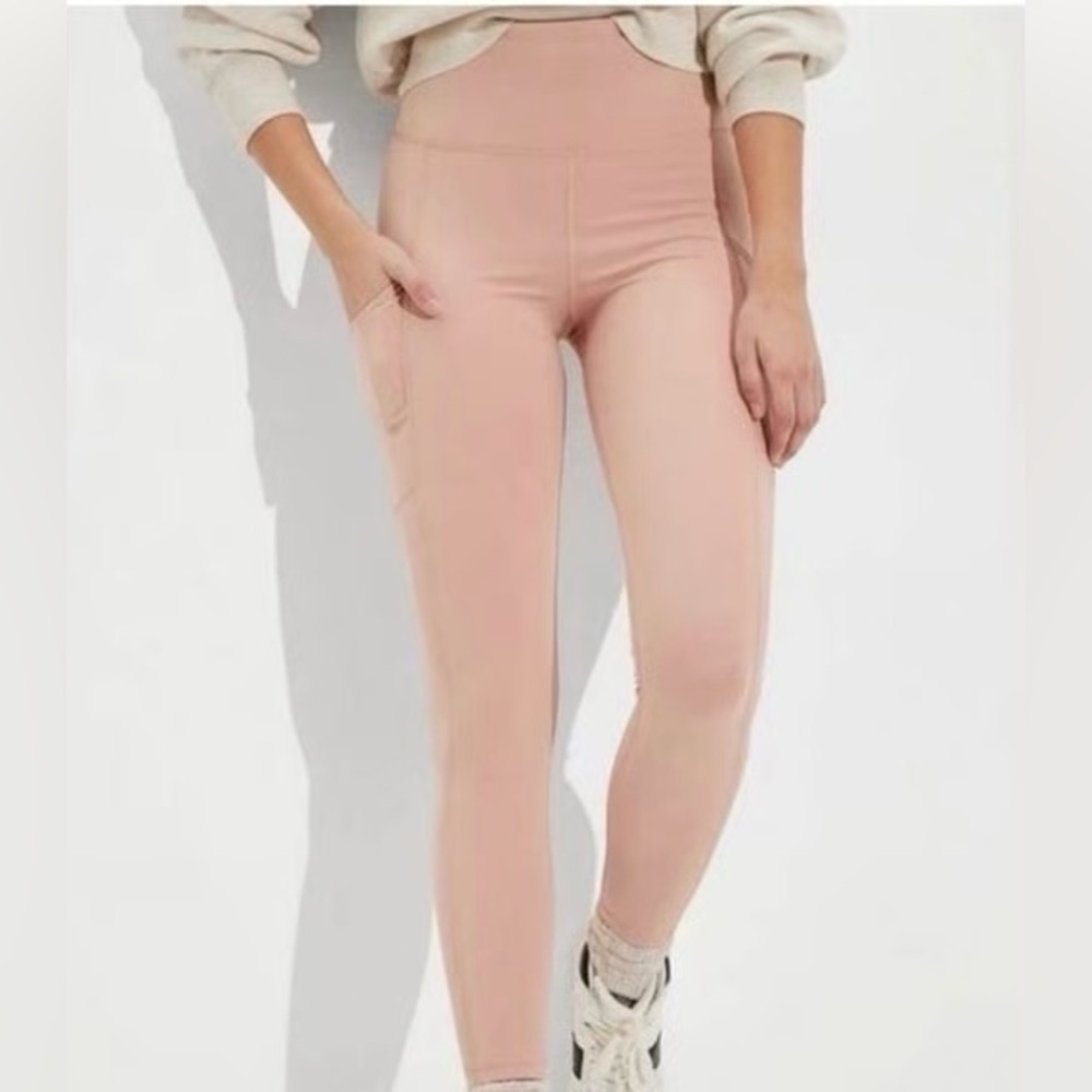NWT American Eagle Outfitters The Everything Pocket Legging